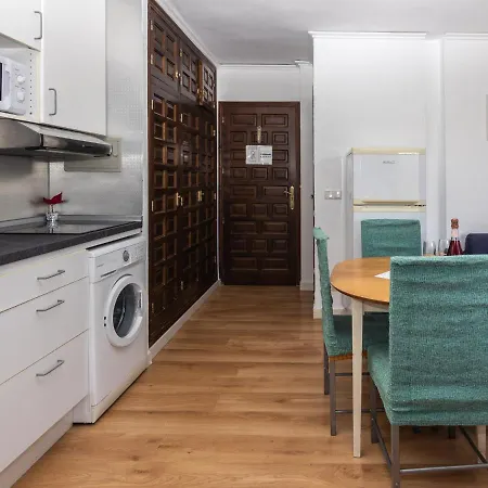 Apartamento Con Terraza Soleada Wifi Gratis Apartment *